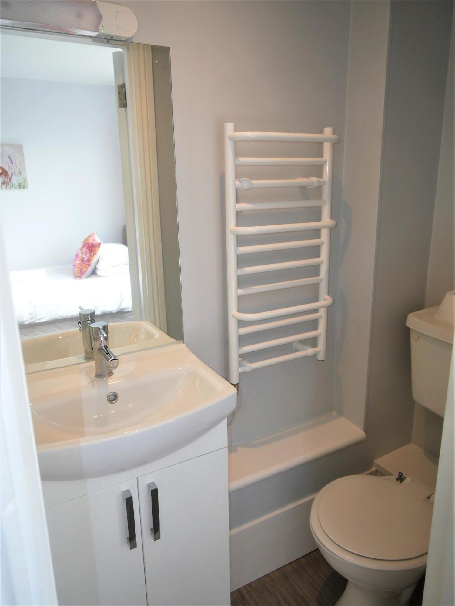 Twin Room En-Suite