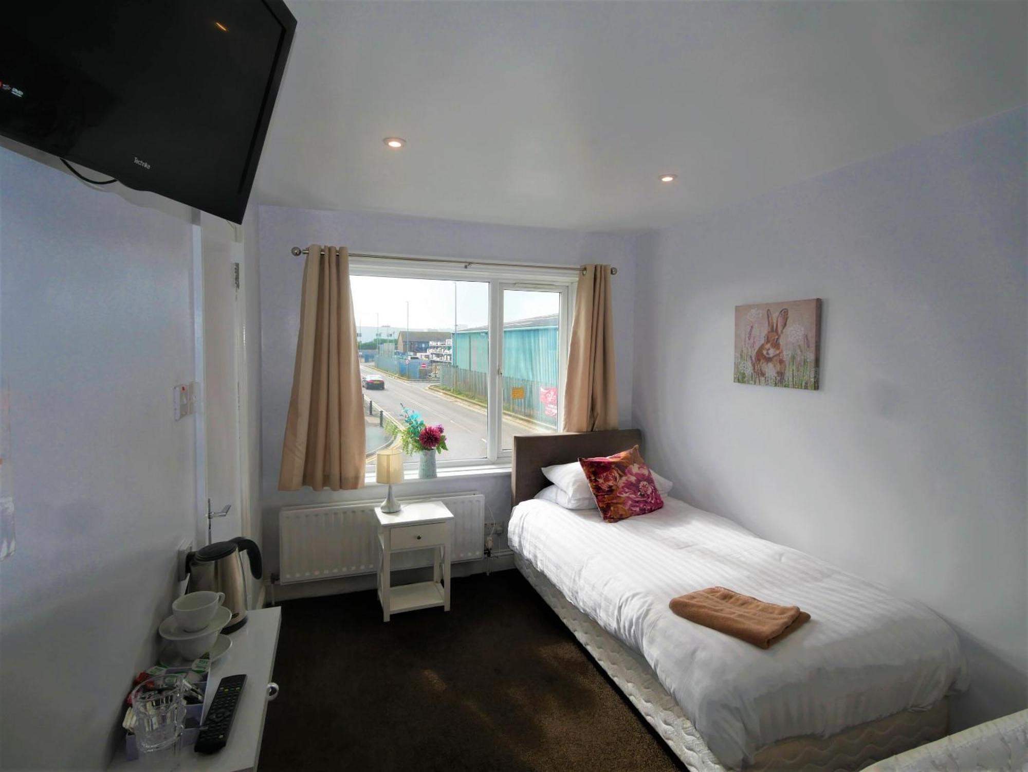 Twin Room En-Suite
