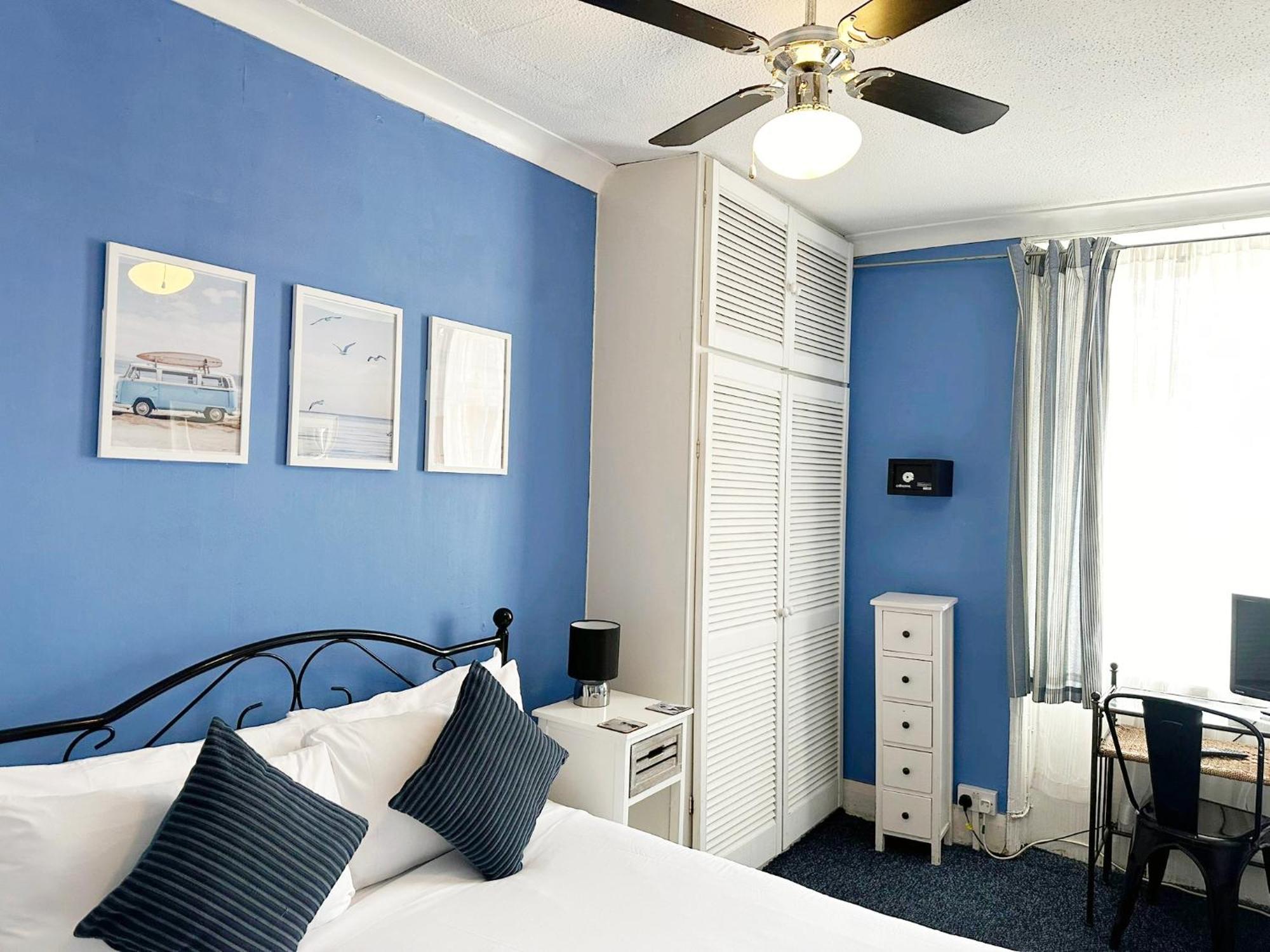 Doppelzimmer mit eigenem Badezimmer