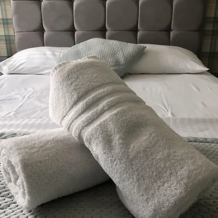Brighton Surf Guest House-2
